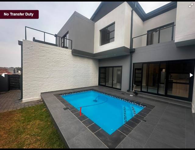 4 BEDROOM HOUSE FOR SALE IN MIDSTREAM ESTATE